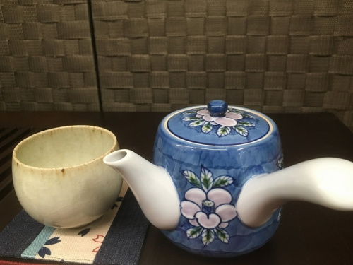三鷹　吉祥寺　世田谷　杉並　食器　買取の三鷹　吉祥寺　世田谷　杉並　キッチン雑貨　買取