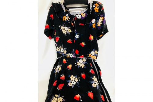 ワンピースのtricot COMME des GARCONS