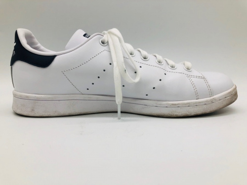 スニーカーのなんでも買取