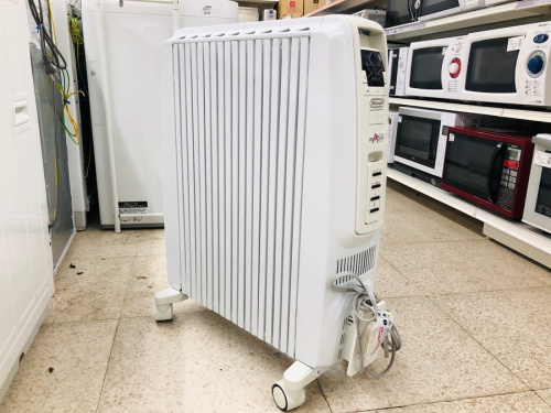 ヒーターの暖房家電 ストーブ