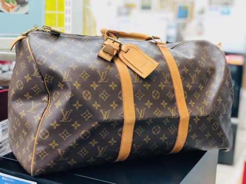 ブランド・ラグジュアリーのLOUIS VUITTON