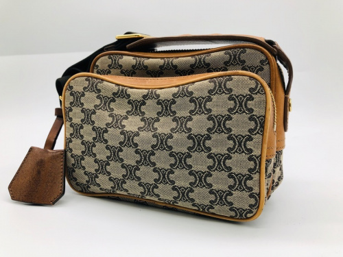ショルダーバッグの三鷹　吉祥寺　世田谷　杉並　COACH　中古　買取