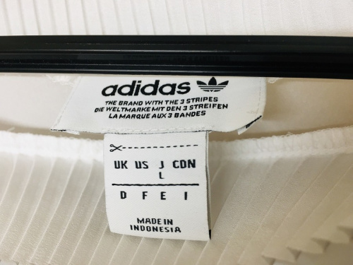 三鷹　吉祥寺　世田谷　杉並　贈答品　中古　買取のadidas
