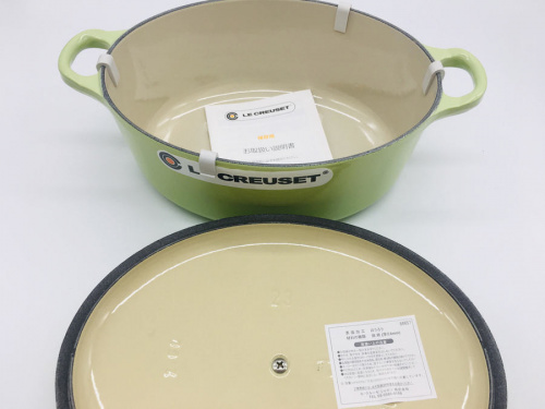 洋食器のルクルーゼ