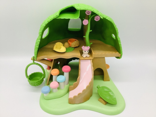 シルバニア　シルバニアファミリーの女の子のおもちゃ　