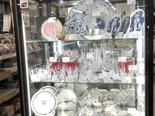 雑貨　買取　小物　贈答品　置物　インテリア　食器の川崎　青葉　世田谷　鶴見　横浜　雑貨　中古　買取