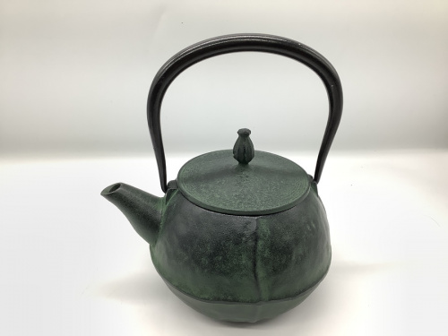南部鉄器の鉄瓶