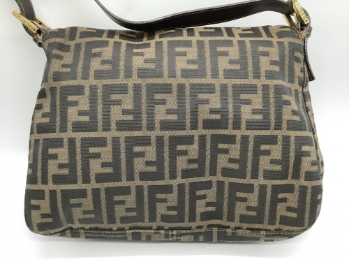 バッグのFENDI フェンディ