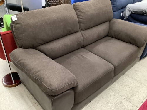 家具のソファー