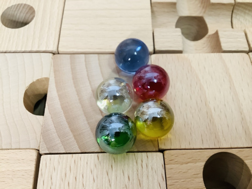 ホビー　買取の川崎　青葉　世田谷　鶴見　横浜 ルイヴィトン　中古　フィギュア　買取