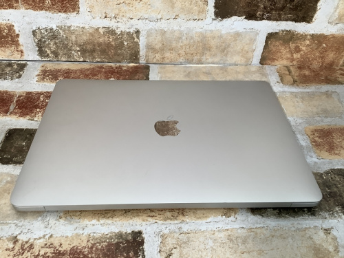 APPLE アップルのPC Mac MacBook