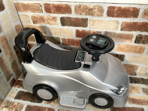 おもちゃの乗用玩具