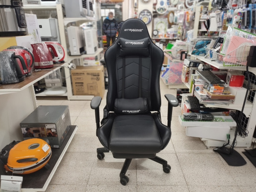 イスのゲーミングチェア