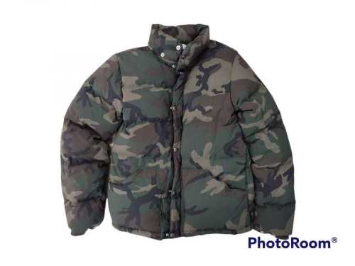 ジャケットのTHE NORTH FACE