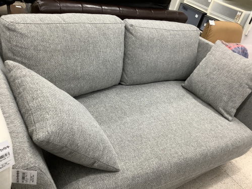 家具のソファー