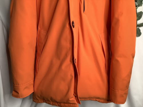 洋服買取のカナダグース
