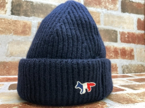 MAISON　KITSUNEのメゾンキツネ　