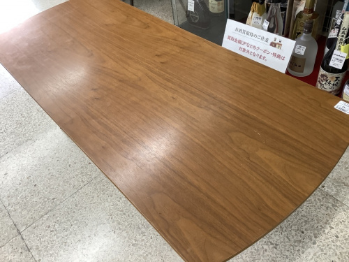 テーブルのセンターテーブル