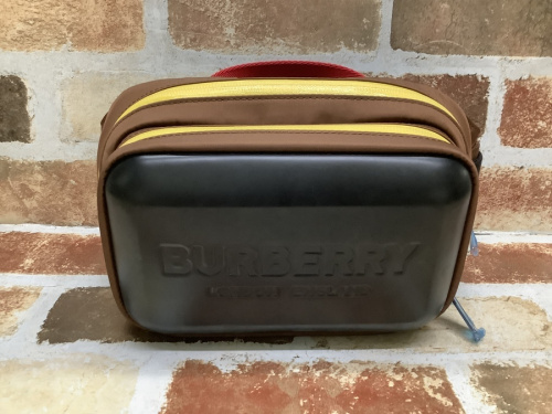 バッグのBURBERRY
