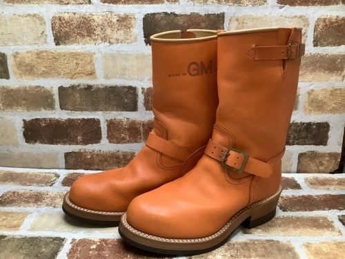 ブーツのスニーカー