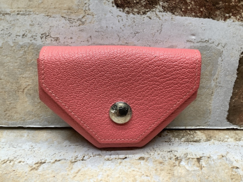 ケースのHERMES