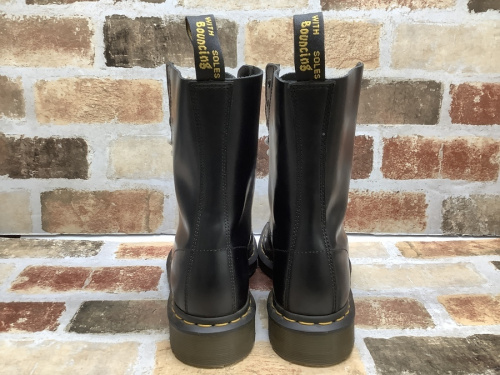 ドクターマーチンの中古