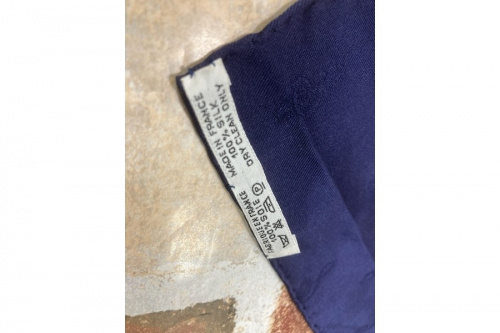 スカーフのヴィトン