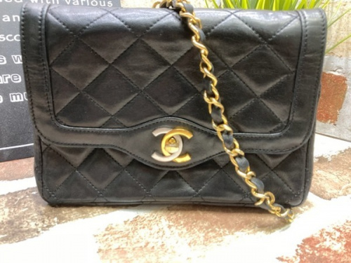 プラダのヴィトン