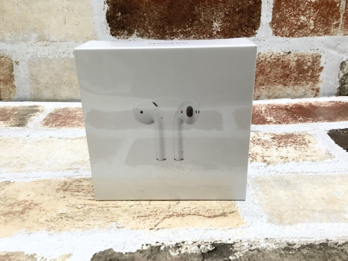 ヘッドホンのAir Pods(第二世代)