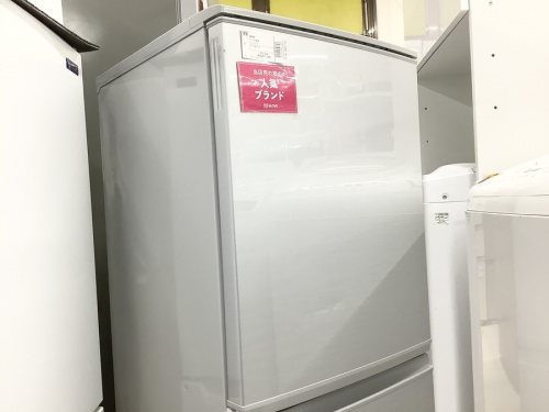 キッチン家電の冷蔵庫