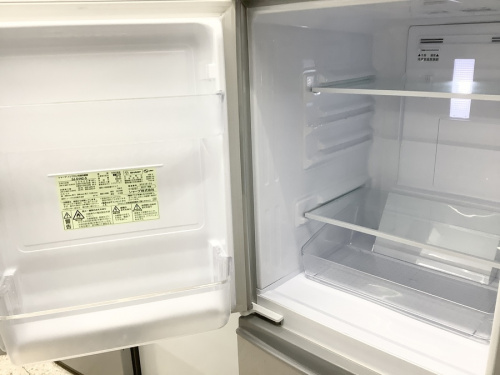 冷蔵庫の2ドア冷蔵庫
