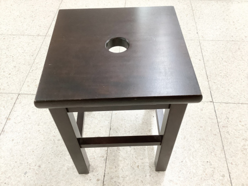 イスのスツール