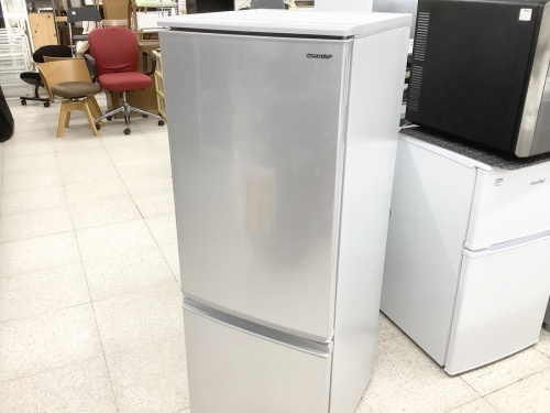 キッチン家電の冷蔵庫