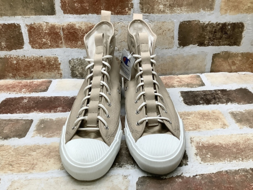 スニーカーのChampion
