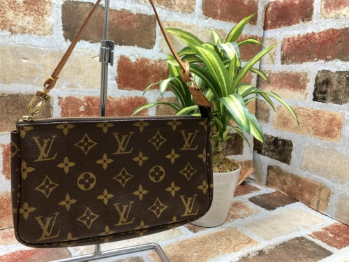 ヴィトンのLOUIS VUITTON