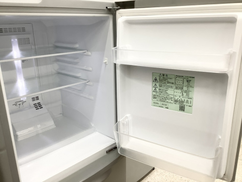 冷蔵庫の2ドア冷蔵庫