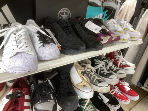 ＮＩＫＥのａｄｉｄａｓ