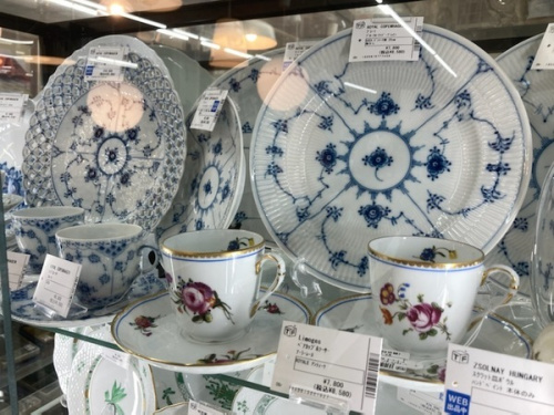 LE CRUSETのSTAUB