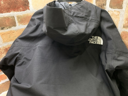 マウンテンライトジャケットのTHE NORTH FACE