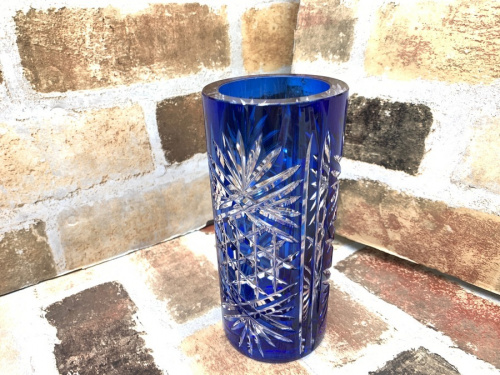 花器の切子花瓶