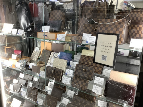 ナイロンリュックのPRADA