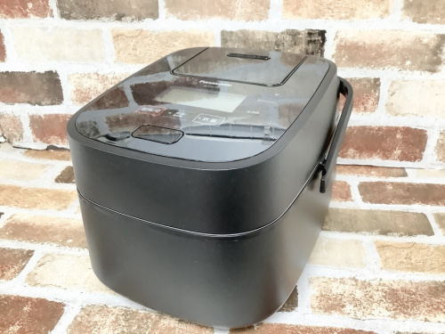 キッチン家電の炊飯器