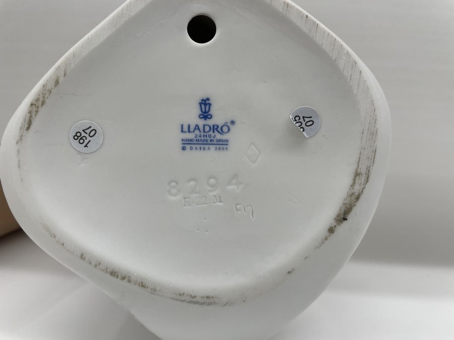 お値打ち品の-名品 西国 LLADRO リヤドロ エレガ••ント