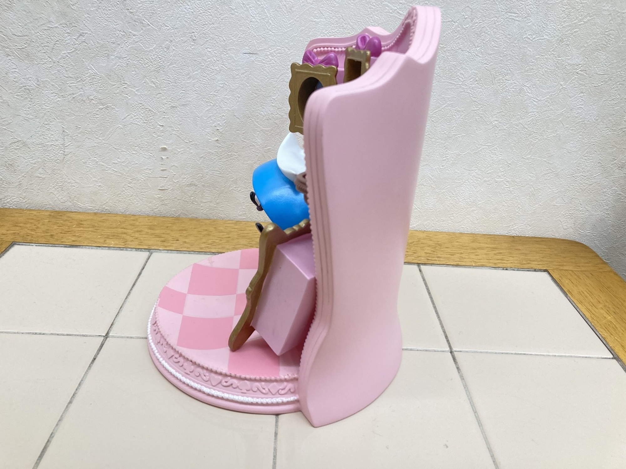 ふしぎの国のアリス アクセサリースタンド フィギュア ディズニーストア フィギュア
