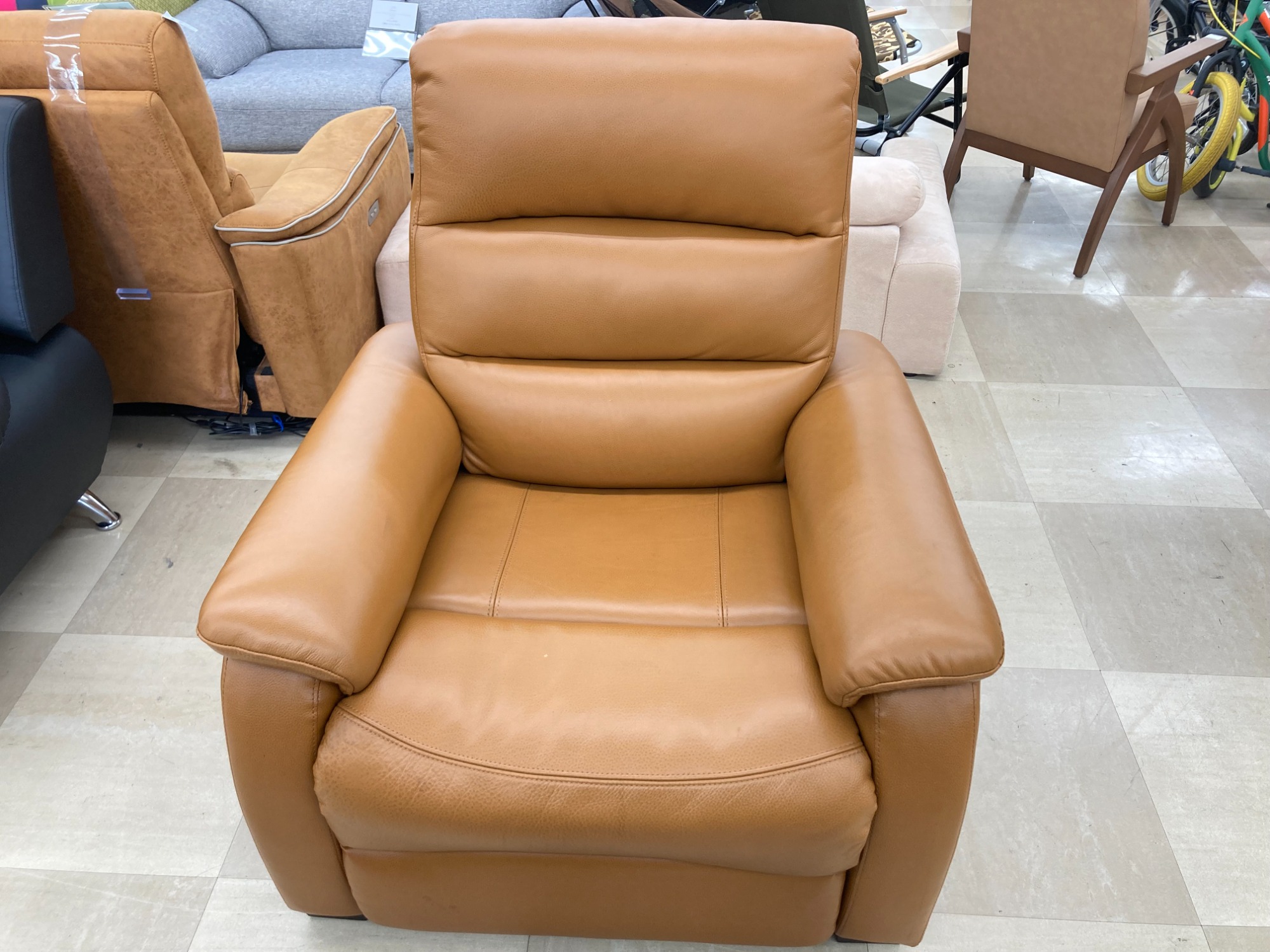 トレファク府中店】ニトリ 電動リクライニングソファー アイボリー ビリーバー2 ぴったり