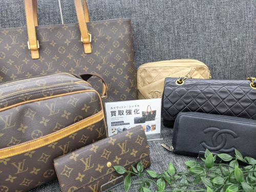 ブランド・ラグジュアリーのLOUIS VUITTON