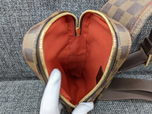 バッグのLouisVuitton