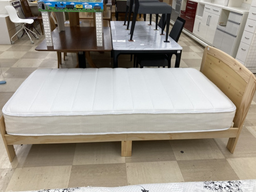 家具のニトリ
