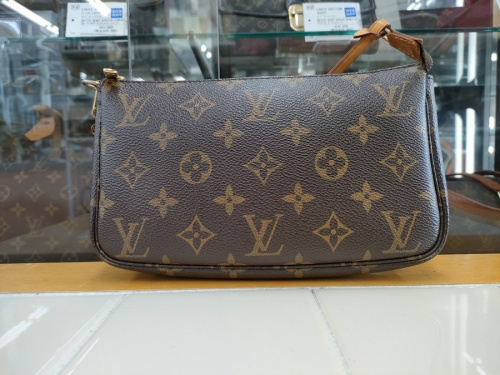 ブランドのLouisVuitton