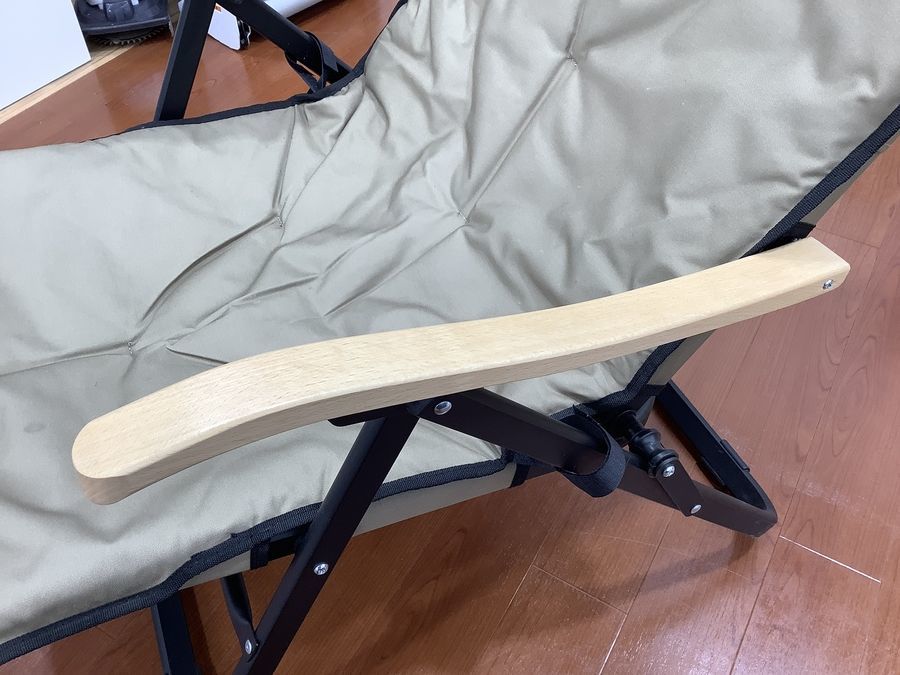 UJack(ユージャック)の難燃リクライニングチェアを買取入荷致し